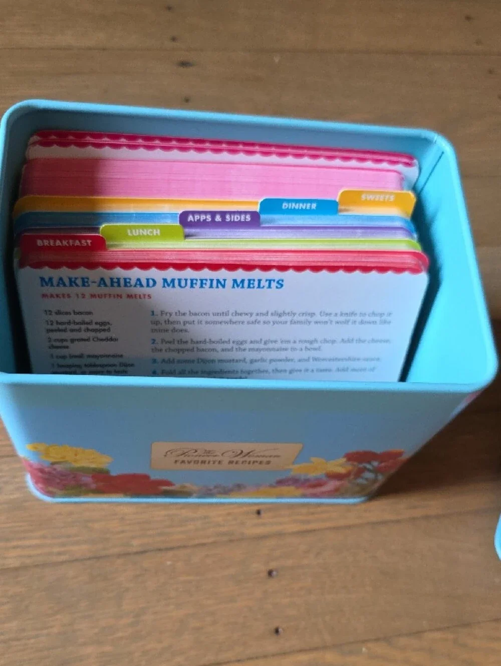 The Pioneer Woman Favorite Receipes - Blue Floral Recipe Tin w/ Recipe Cards